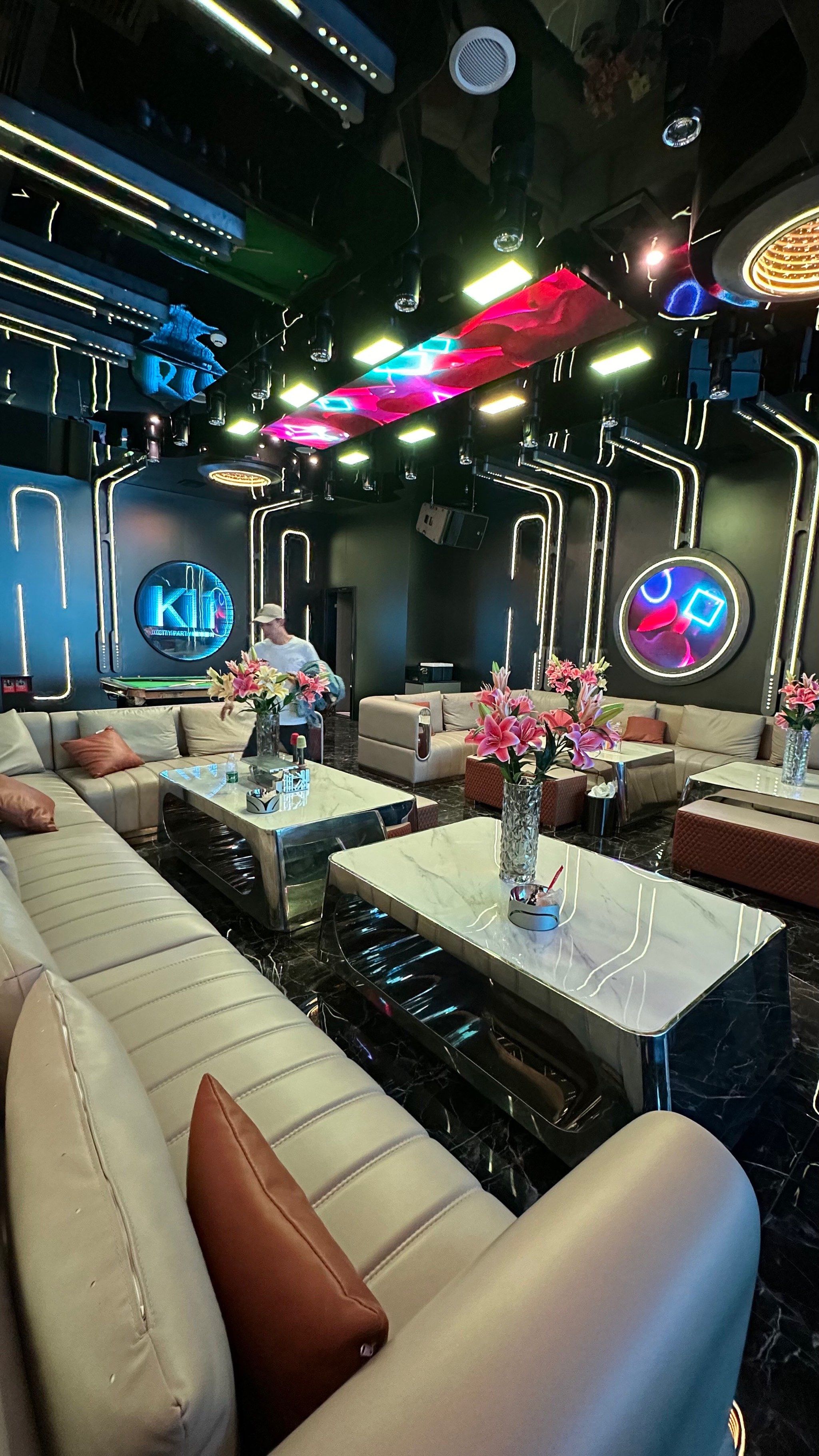 遵义商务KTV：尽享商务会所般豪华待遇-汇川区ktv预订